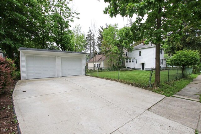 2577 Idlewood Rd, Cleveland Heights, OH 44118 - view of detached garage