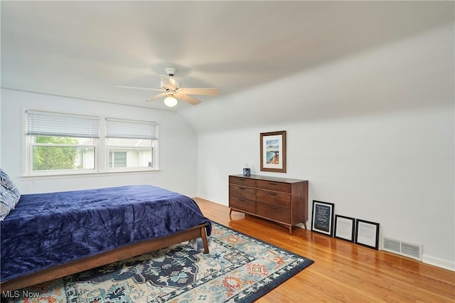 4418 Temblett Ter, South Euclid, OH 44121 - bedroom featuring lofted ceiling, wood finished floors, and a ceiling fan