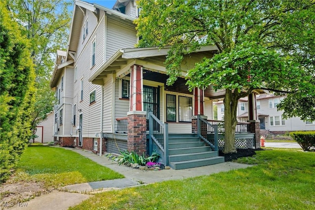 1521 Lincoln Ave, Lakewood, OH 44107 - photo 1