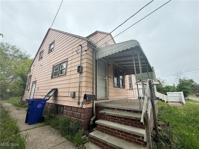 4678 E 147th St, Cleveland, OH 44128 - view of side of property