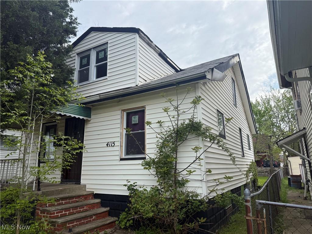 4115 E 146th St, Cleveland, OH 44128 - photo 2