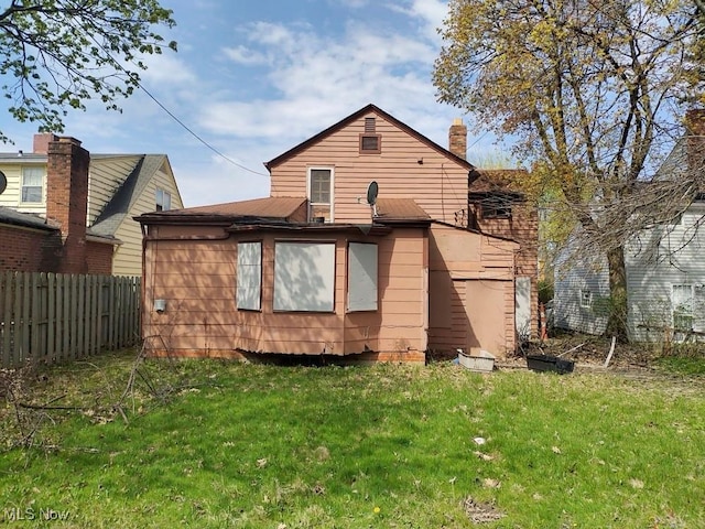 3957 Strandhill Rd, Cleveland, OH 44128 - photo 8