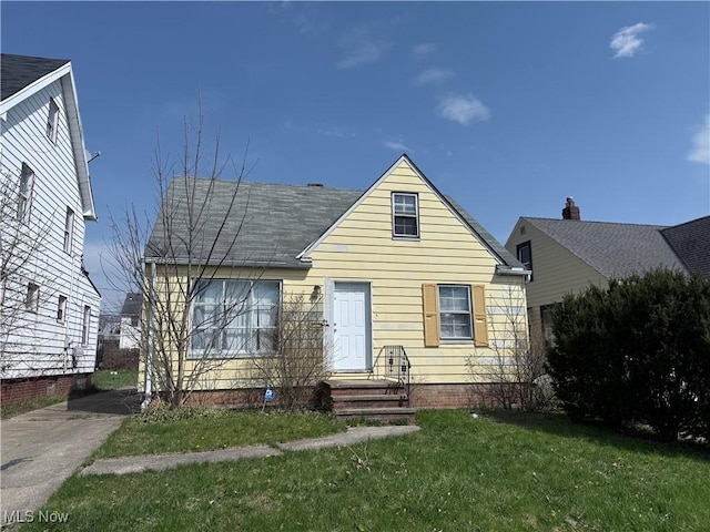 3927 E 153rd St, Cleveland, OH 44128 - photo 1
