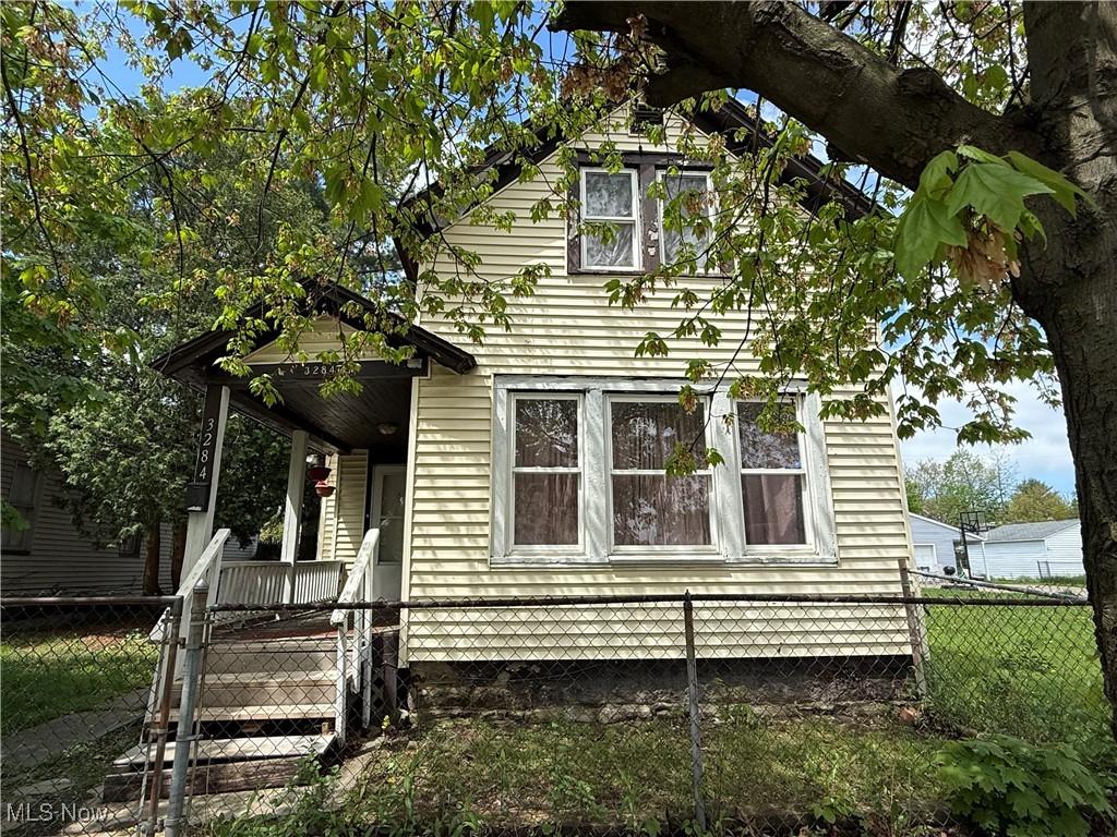 3284 W 50th St, Cleveland, OH 44102 - photo 1