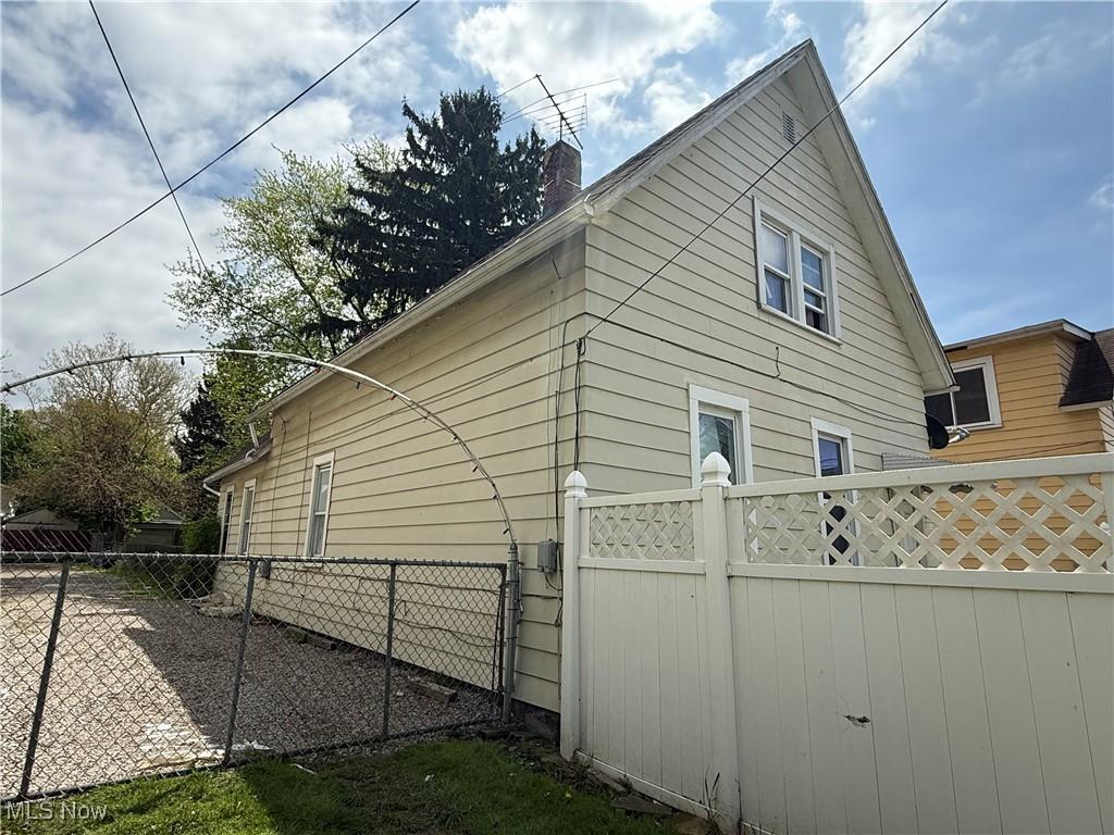 3311 W 56th St, Cleveland, OH 44102 - photo 2