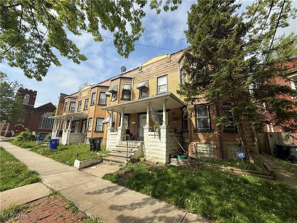 2104 W 98th St, Cleveland, OH 44102 - photo 2