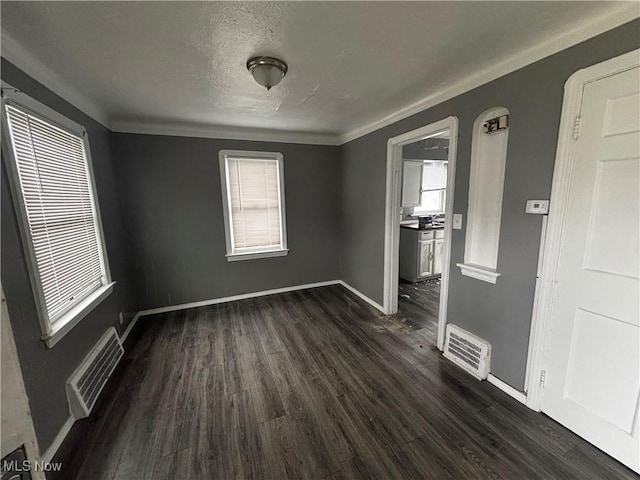 17312 Glendale Ave, Cleveland, OH 44128 - photo 9