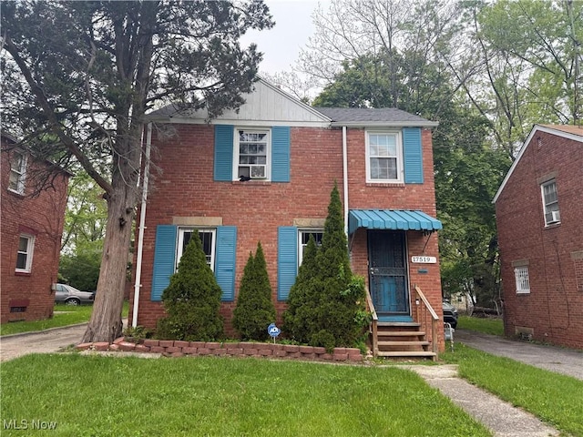 17519 Throckley Ave, Cleveland, OH 44128 - photo 1