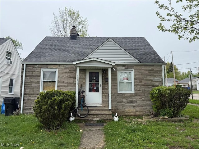 17213 Lotus Dr, Cleveland, OH 44128 - photo 1