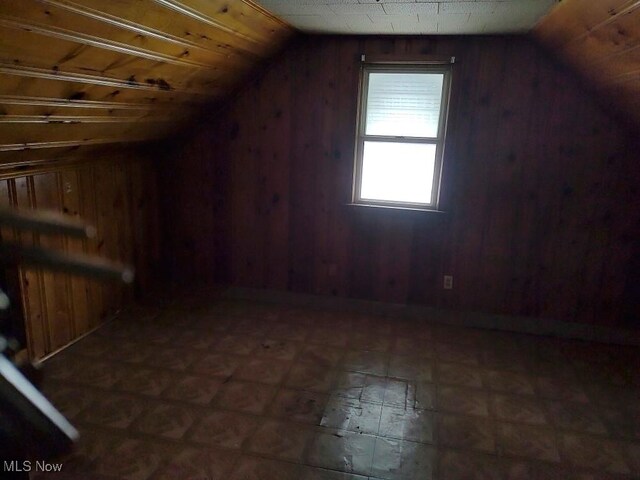 16814 Wayne Dr, Cleveland, OH 44128 - photo 10
