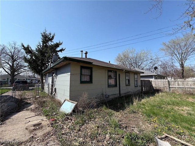 12510 Summerland Ave, Cleveland, OH 44111 - photo 4