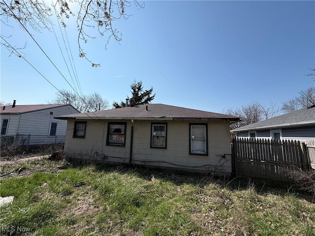 12510 Summerland Ave, Cleveland, OH 44111 - photo 7