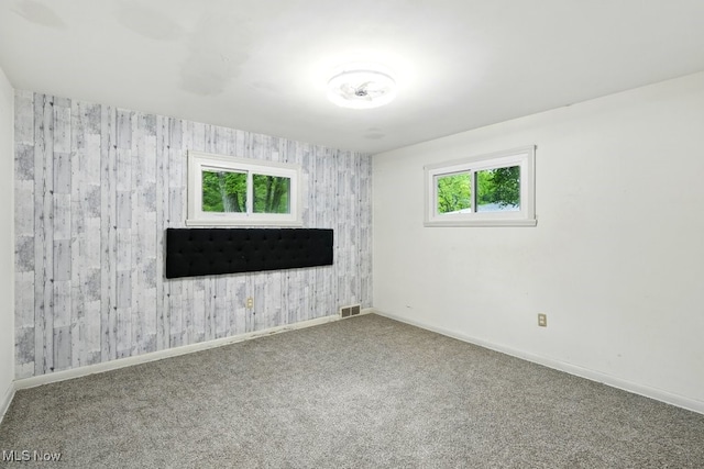 1795 Far View Rd, Green, OH 44312 - unfurnished room with carpet floors and baseboards