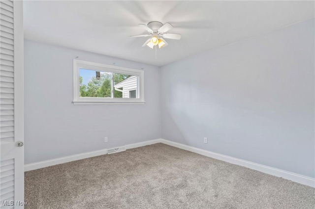 525 Cynthia Dr, Campbell, OH 44405 - unfurnished room with carpet flooring and a ceiling fan