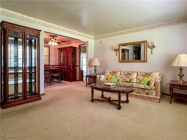 195 Fairlawn Ave, Niles, OH 44446 - carpeted living room featuring ceiling fan
