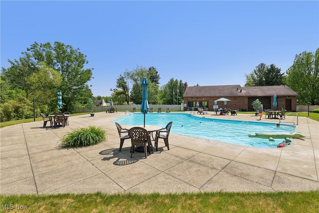 47 Tudor Ln Unit 6C, Kent, OH 44240 - community pool featuring a patio area