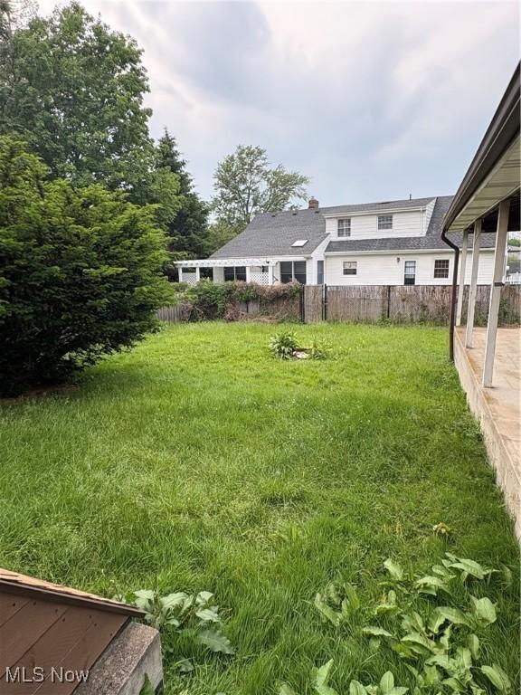 275 Cornell Ave, Amherst, OH 44001 - view of yard