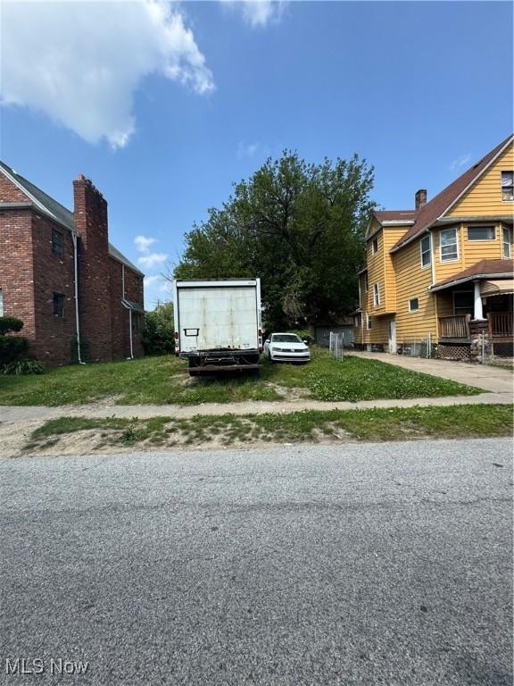 1154 E 111th St, Cleveland, OH 44108 - photo 1