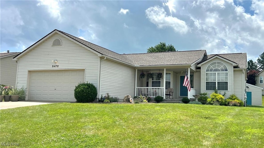 5472 Hancock St SW, Canton, OH 44706 - photo 1