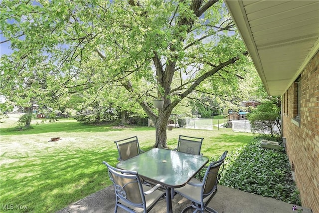 321 Justo Ln, Seven Hills, OH 44131 - view of patio / terrace with outdoor dining area
