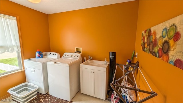 813 Buckeye Ln, Sandusky, OH 44870 - laundry area with independent washer and dryer and cabinet space