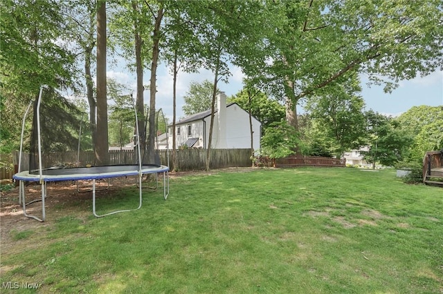 4610 Briarcliff Trl, Copley, OH 44321 - view of yard featuring a trampoline