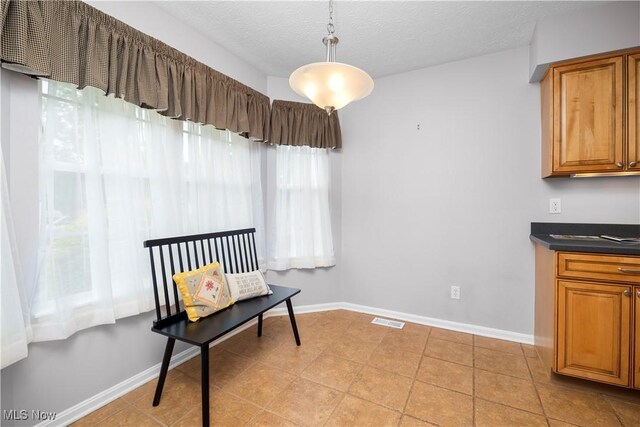 27257 Emerald Oval S, Olmsted Twp, OH 44138 - photo 3