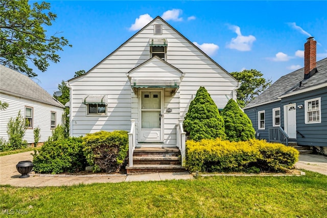 23701 Colbourne Rd, Euclid, OH 44123 - view of front of house with a front lawn