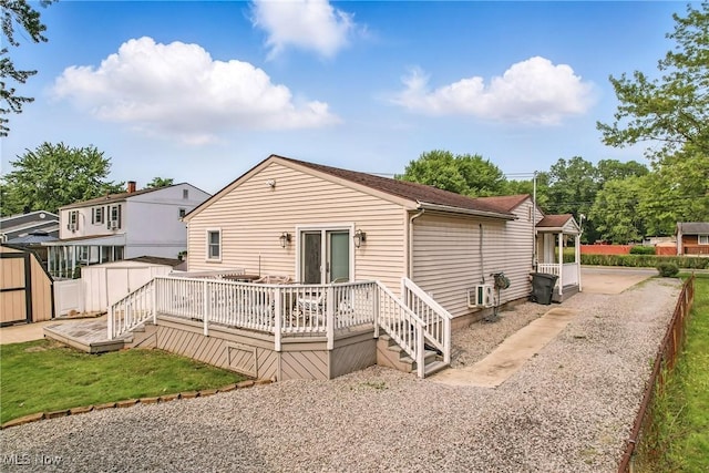 245 N Rd, Niles, OH 44446 - rear view of house featuring a deck
