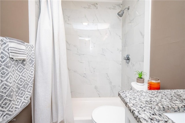 3406 Rebecca Dr, Canfield, OH 44406 - full bathroom with vanity, a shower with shower curtain, and toilet