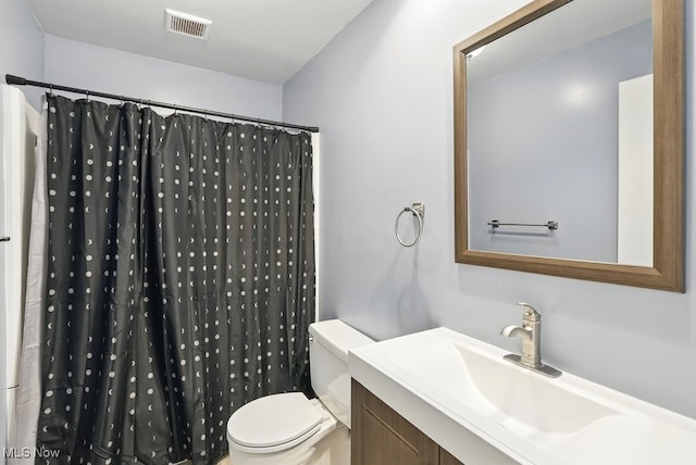 17682 Eastbrook Trl, Chagrin Falls, OH 44023 - bathroom with vanity, toilet, and a shower with curtain