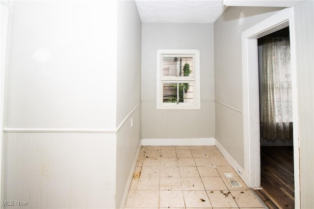 216 Howe St, Elyria, OH 44035 - photo 4