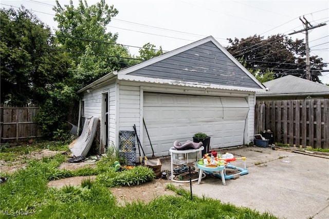 4864 E 96th St, Garfield Heights, OH 44125 - photo 4