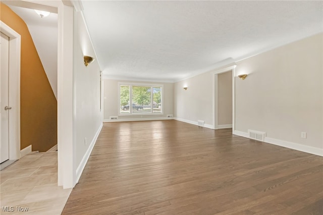7689 Alan Pkwy, Middleburg Heights, OH 44130 - photo 7