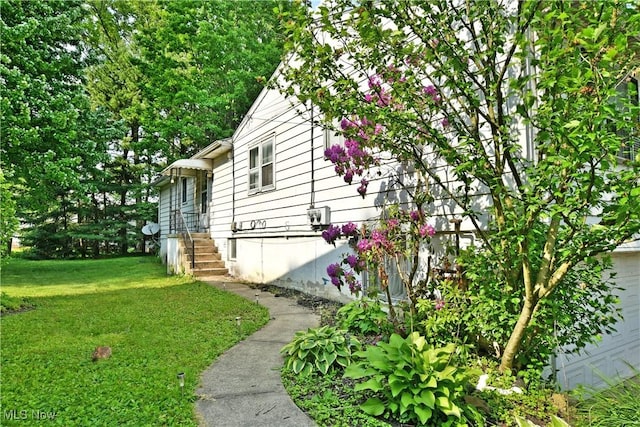 7939 Cherry Hill Dr NE, Warren, OH 44484 - photo 10