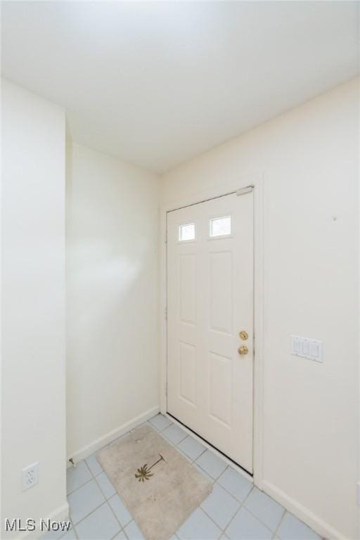 2592 Burridge Cir, Twinsburg, OH 44087 - photo 6