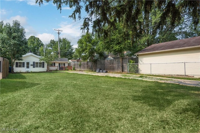 20969 Stanford, Fairview Park, OH 44126 - view of yard