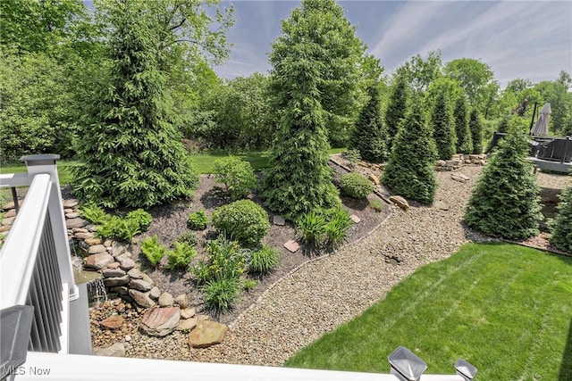 660 Shinnecock Ln, Aurora, OH 44202 - view of yard