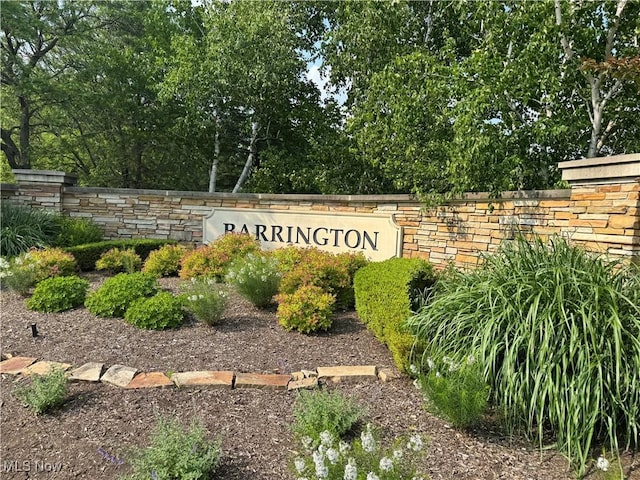 660 Shinnecock Ln, Aurora, OH 44202 - view of community / neighborhood sign