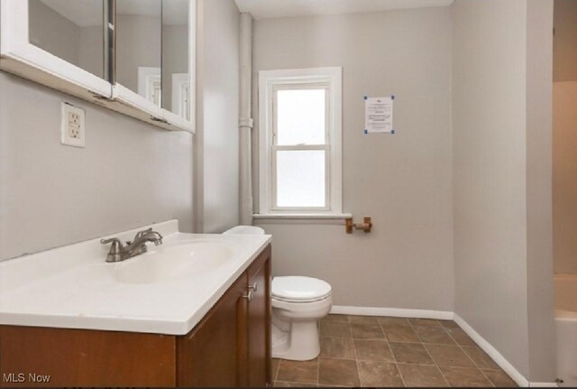 10904 Dixon Rd, Cleveland, OH 44111 - photo 9