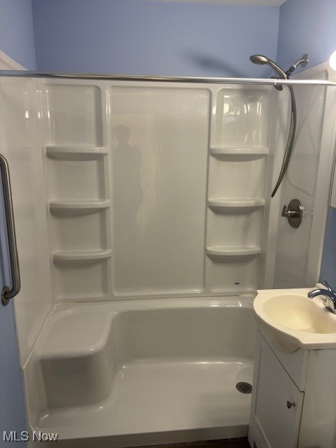 107 Mcdonald, Niles, OH 44446 - full bathroom featuring vanity and shower / bath combination