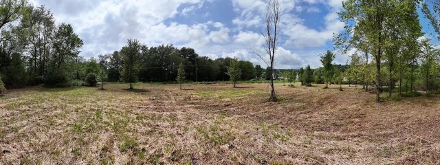 Swonger Rd, Dover, OH 44622