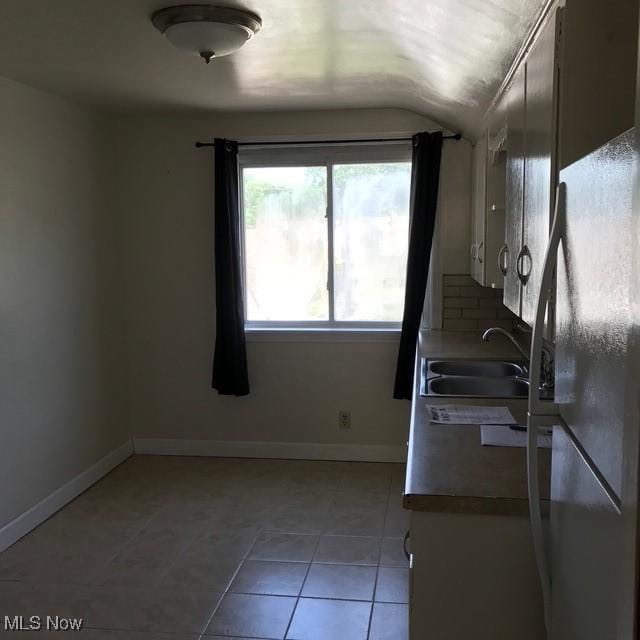 427 Butler Rd NE, Warren, OH 44483