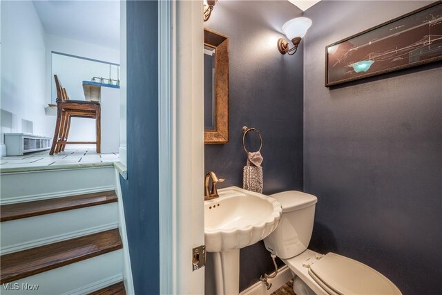 5046 Devon Dr, North Olmsted, OH 44070 - bathroom with toilet