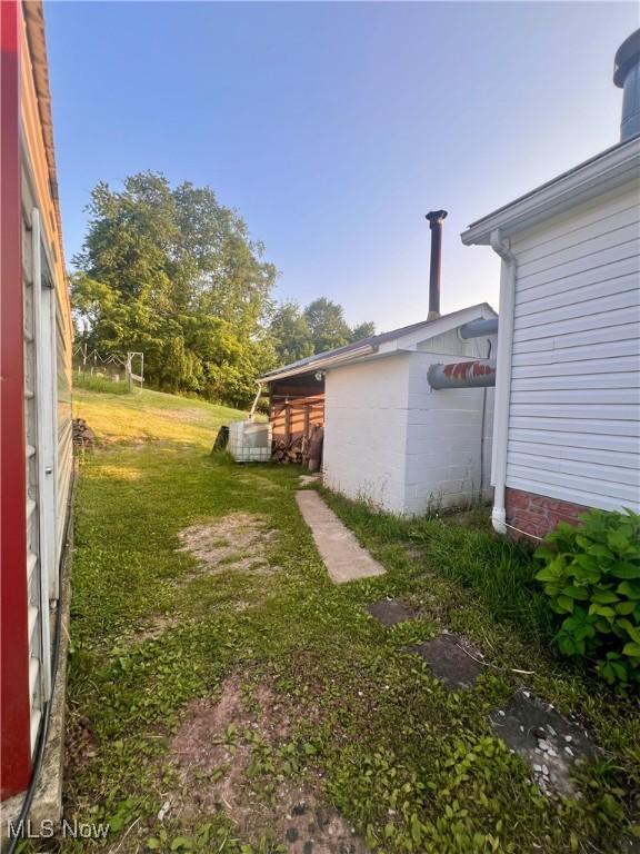 8548 Mount Carmel Ridge Rd, Saint Marys, WV 26170 - photo 4
