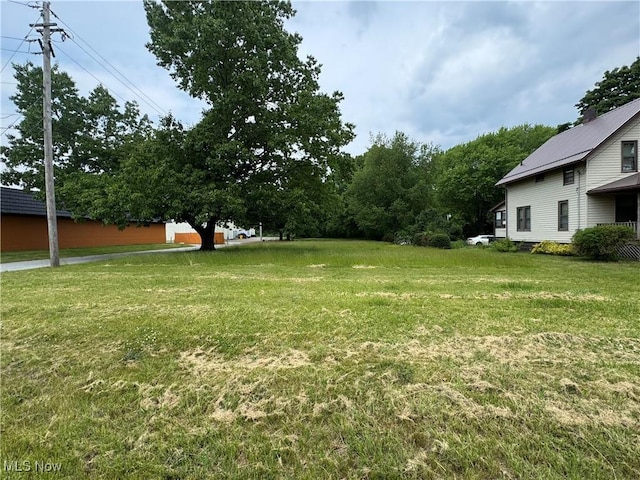320 W Main Rd, Conneaut, OH 44030