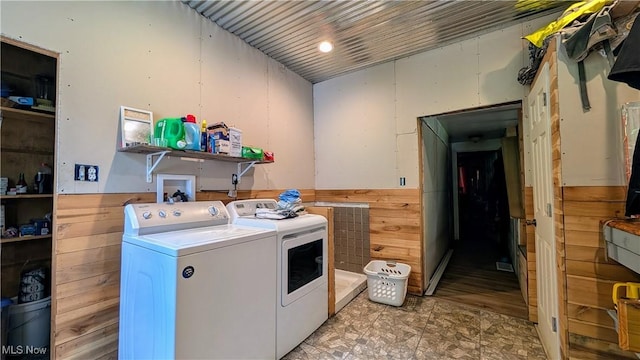 498 County Road 28, Steubenville, OH 43952 - laundry area with washing machine and dryer