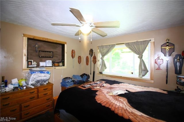 498 County Road 28, Steubenville, OH 43952 - bedroom featuring ceiling fan