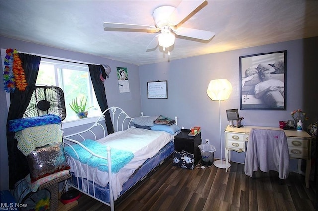 498 County Road 28, Steubenville, OH 43952 - bedroom with dark wood-type flooring and ceiling fan