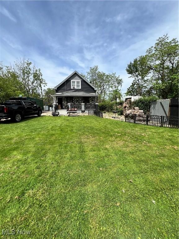 3524 E 139th St, Cleveland, OH 44120 - view of rear view of property